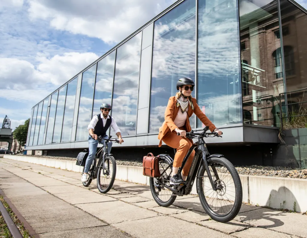 Rowerem elektrycznym do pracy