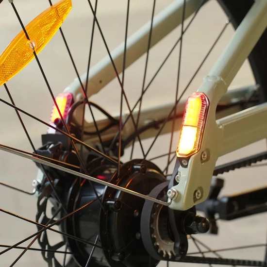 Rower elektryczny trekkingowy Fiido C700 280Wh 2025 pistachio