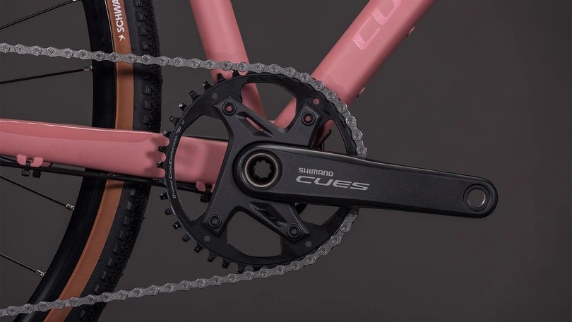 Rower gravel Cube Nuroad ONE 2026 ruby/puce