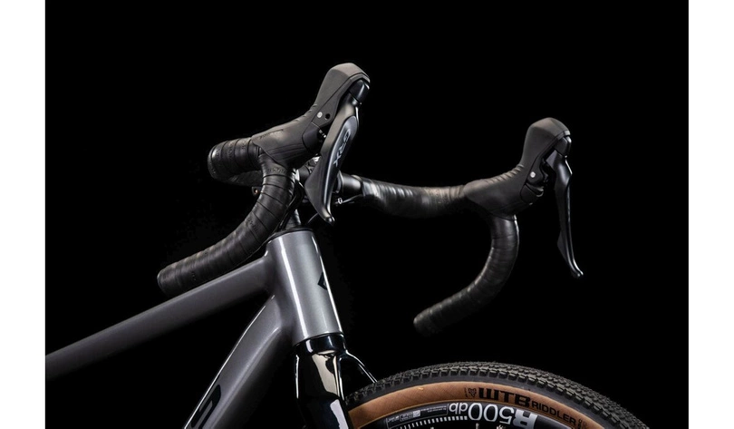 Rower gravel Kross Esker 5.0 2025 szary