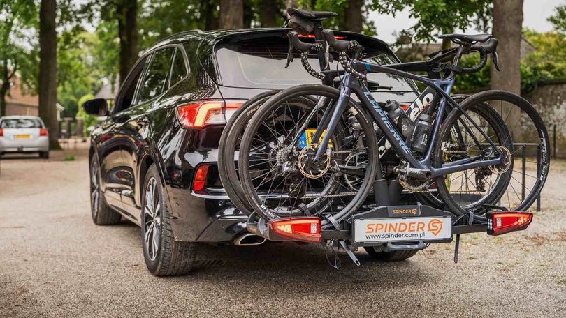 Bagażnik samochodowy SPINDER TX2 LED na 2 rowery