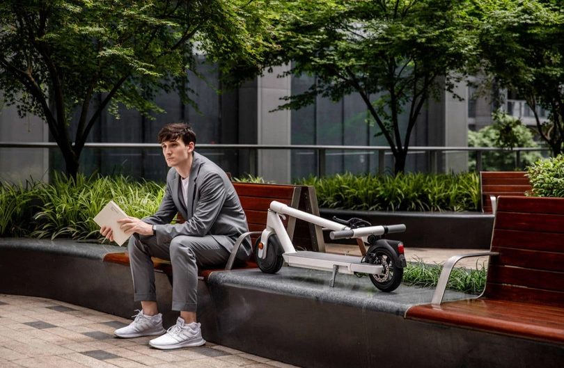 Hulajnoga elektryczna OKAI ES20 Neon 500W 25km/h