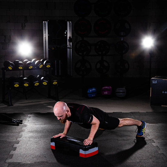 Step do aerobiku HMS AS003 czarno / szaro / czerwony