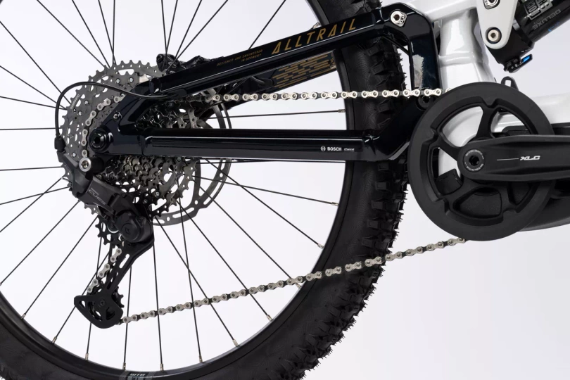 Rower elektryczny górski Haibike ALLTRAIL 8 Low 600Wh 2025 white