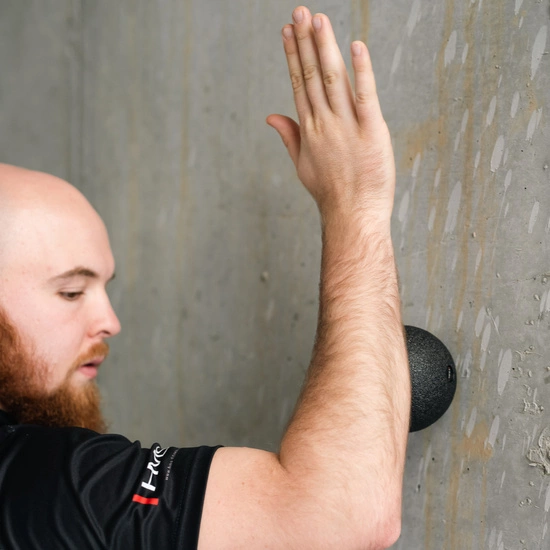 Piłka do masażu HMS BLM01 10 cm