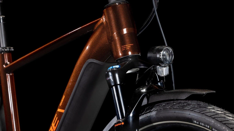 Rower elektryczny trekkingowy Cube Touring Hybrid Pro 625Wh 2025 cinnamon