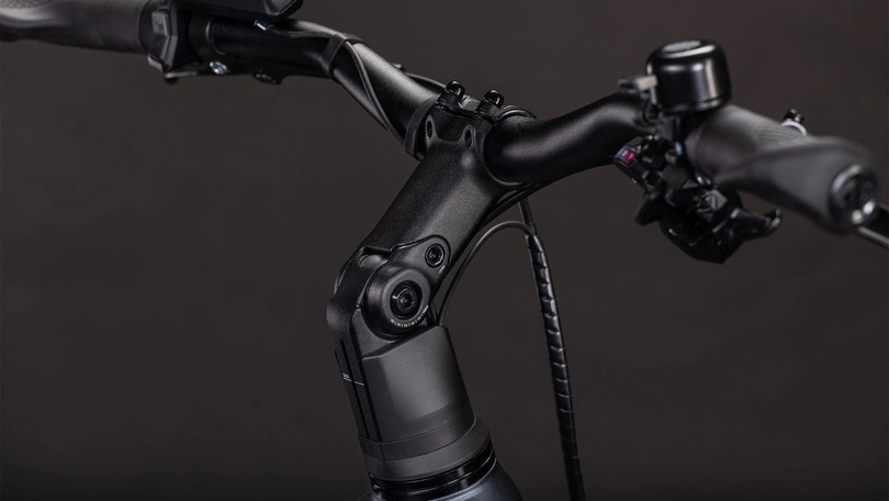 Rower elektryczny trekkingowy Cube Kathmandu Hybrid One 800 EasyEntry 2026 grey