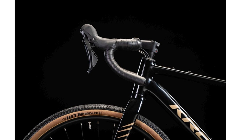 Rower gravel Kross Esker 6.0 2025 czarny