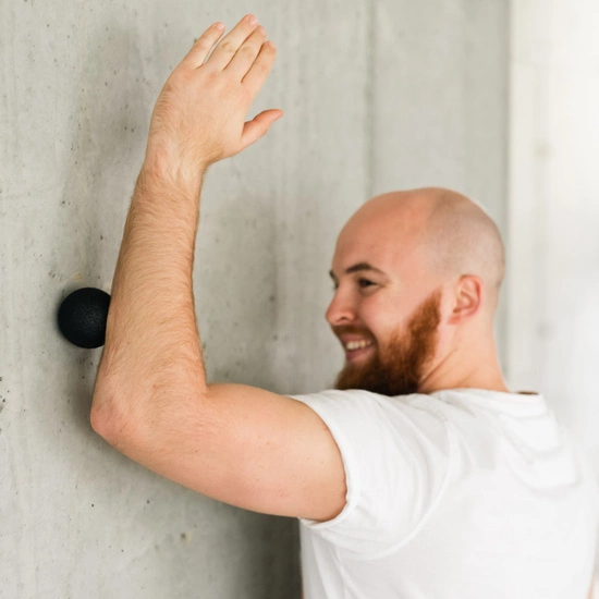 Piłka do masażu HMS BLM01 6 cm