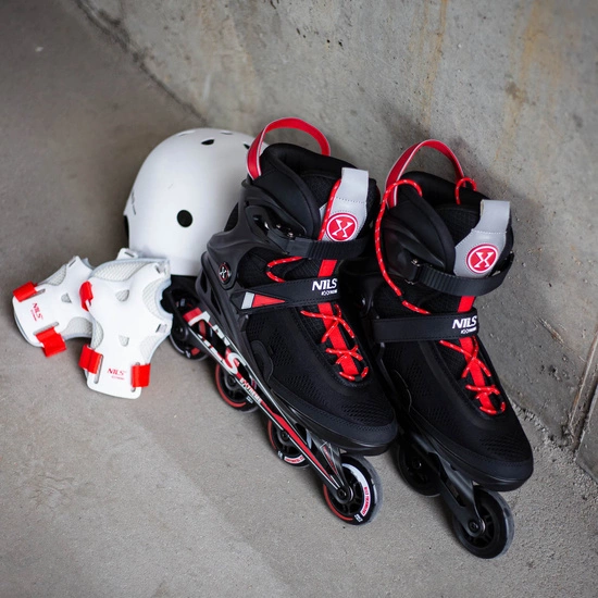 Rolki slalomowe NILS EXTREME NA14124 czarny / czerwony