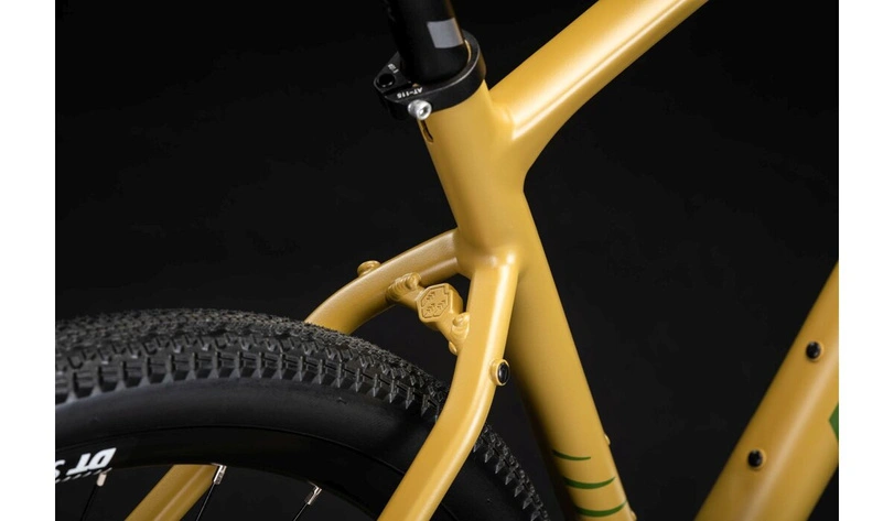 Rower gravel Kross Esker 6.0 2025 brązowy