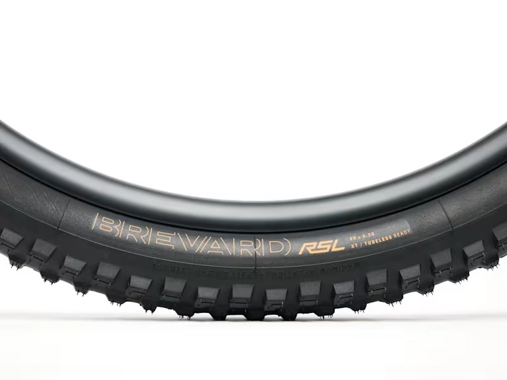 Opona rowerowa Bontrager Brevard RSL XT TLR 29" x 2.5"