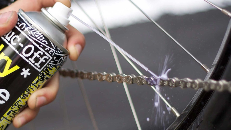 Aerozol do łańcucha Muc-Off Dry Chain Lube Aerosol 750 ml