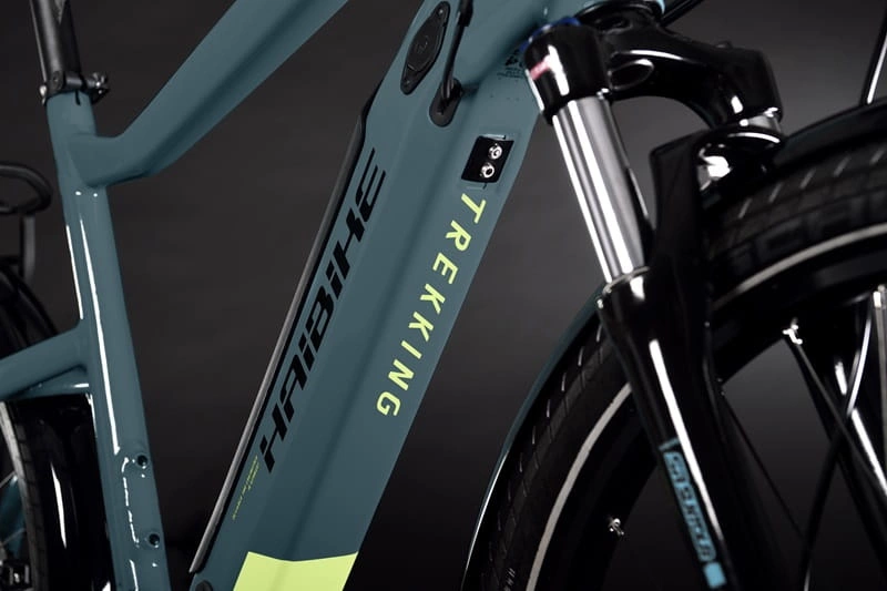 Rower elektryczny trekkingowy Haibike Trekking 5 500Wh 2022 niebieski