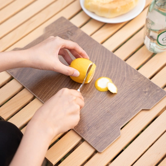 Składana skrzynia kempingowa z funkcją stołu 2w1 NILS CAMP NCB4007 15L biała