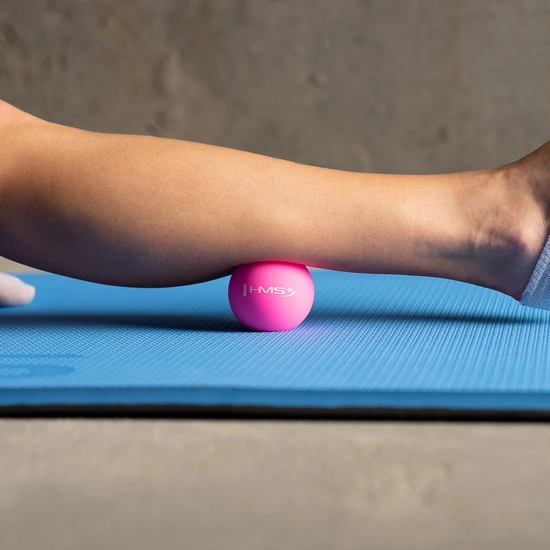 Piłka lacrosse do masażu HMS BLC01 różowa