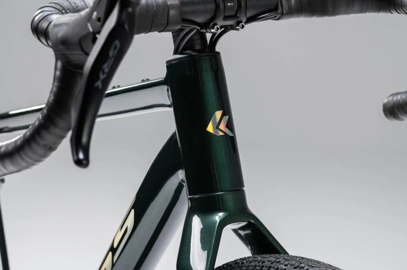 Rower gravel Kross Esker 6.0 ULT.RA 2025 zielony holo