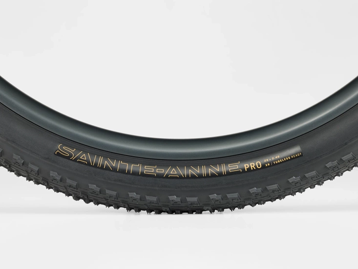 Opona rowerowa Bontrager Sainte-Anne Pro XR TLR 29" x 2.4"