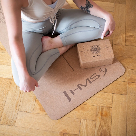 Kostka do jogi HMS KJ02 korkowa