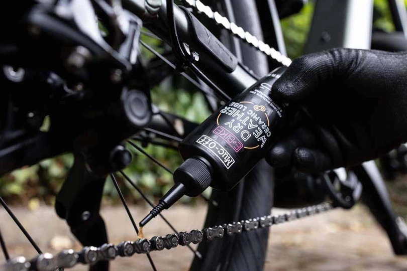 Smar do łańcucha Muc-Off eBike Dry Lube 120 ml