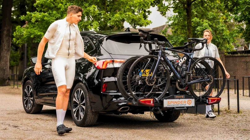 Bagażnik samochodowy SPINDER TX2 LED na 2 rowery