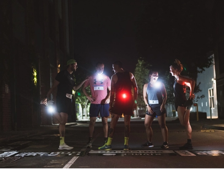 Lampka rowerowa przednia Knog Plus 40 lm