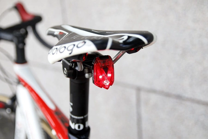 Zestaw lampek rowerowych Infini Lava Set USB