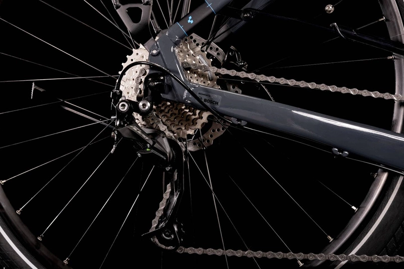 Rower elektryczny trekkingowy Cube Touring Hybrid One 400Wh 2023 grey blue