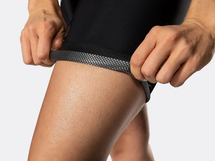 Spodenki rowerowe damskie Bontrager Circuit z szelkami Black