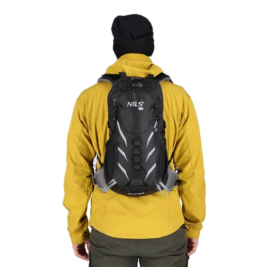 Plecak turystyczny NILS CAMP NC1942 20 L czarny ghoster